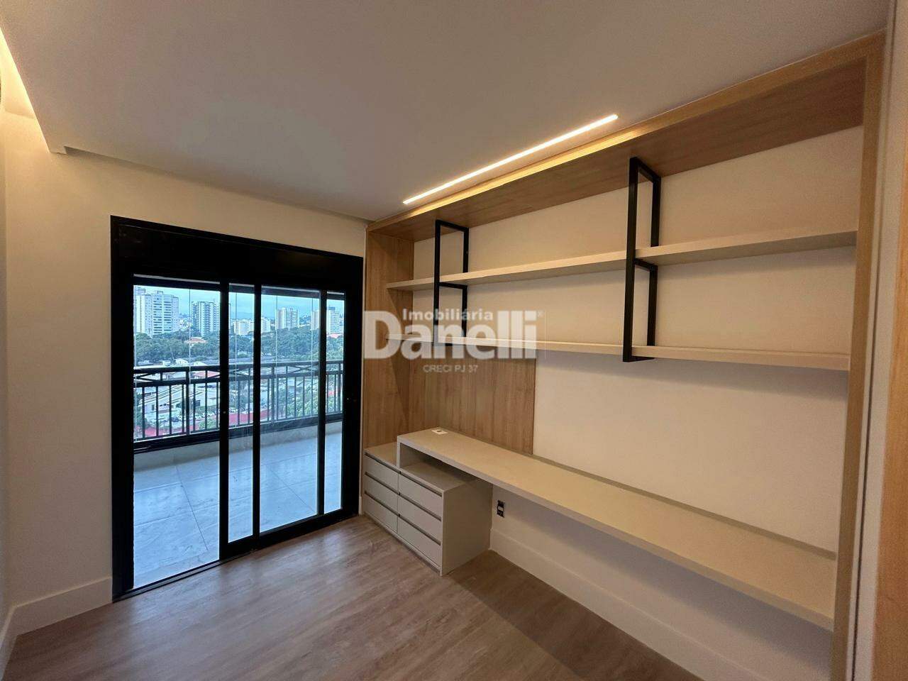 Apartamento à venda no Jardim das Nações: 