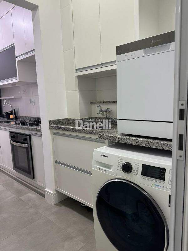 Apartamento à venda no Vila São José: 