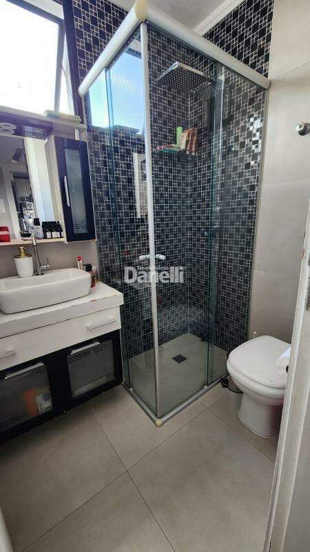 Apartamento à venda no Vila das Jabuticabeiras: banheiro