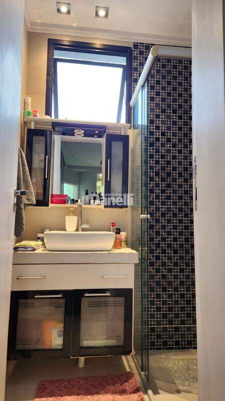 Apartamento à venda no Vila das Jabuticabeiras: banheiro