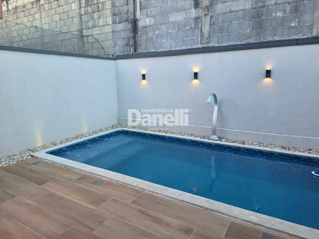 Casa em Condomínio à venda no Condomínio Residencial Tecoara: 