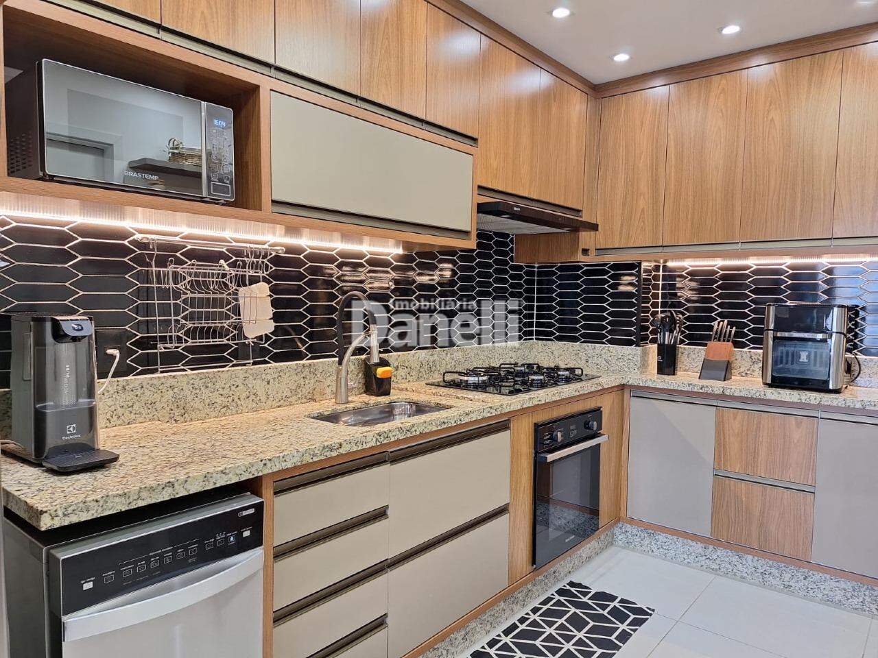 Apartamento à venda no Jardim das Nações: 
