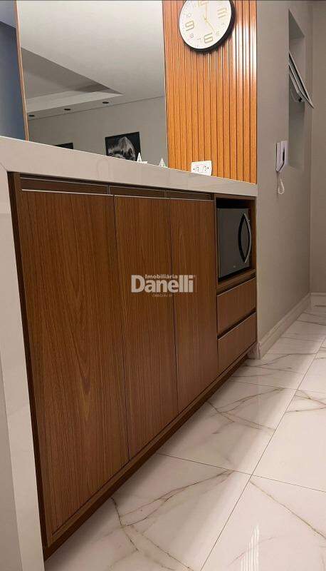 Apartamento à venda no Jardim Ana Rosa: 