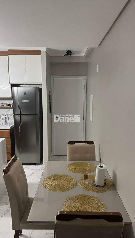 Apartamento à venda no Jardim Ana Rosa: 