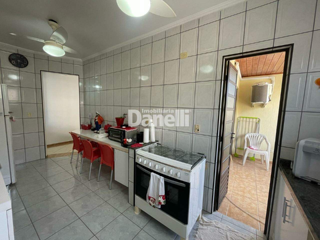 Apartamento à venda no Barra da Lagoa: 