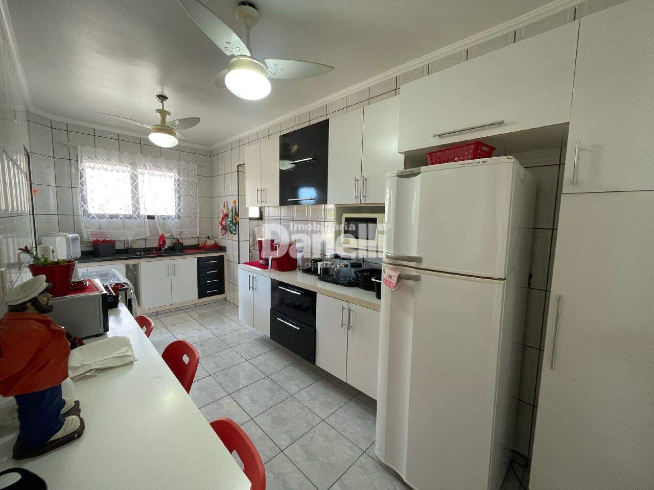 Apartamento à venda no Barra da Lagoa: 