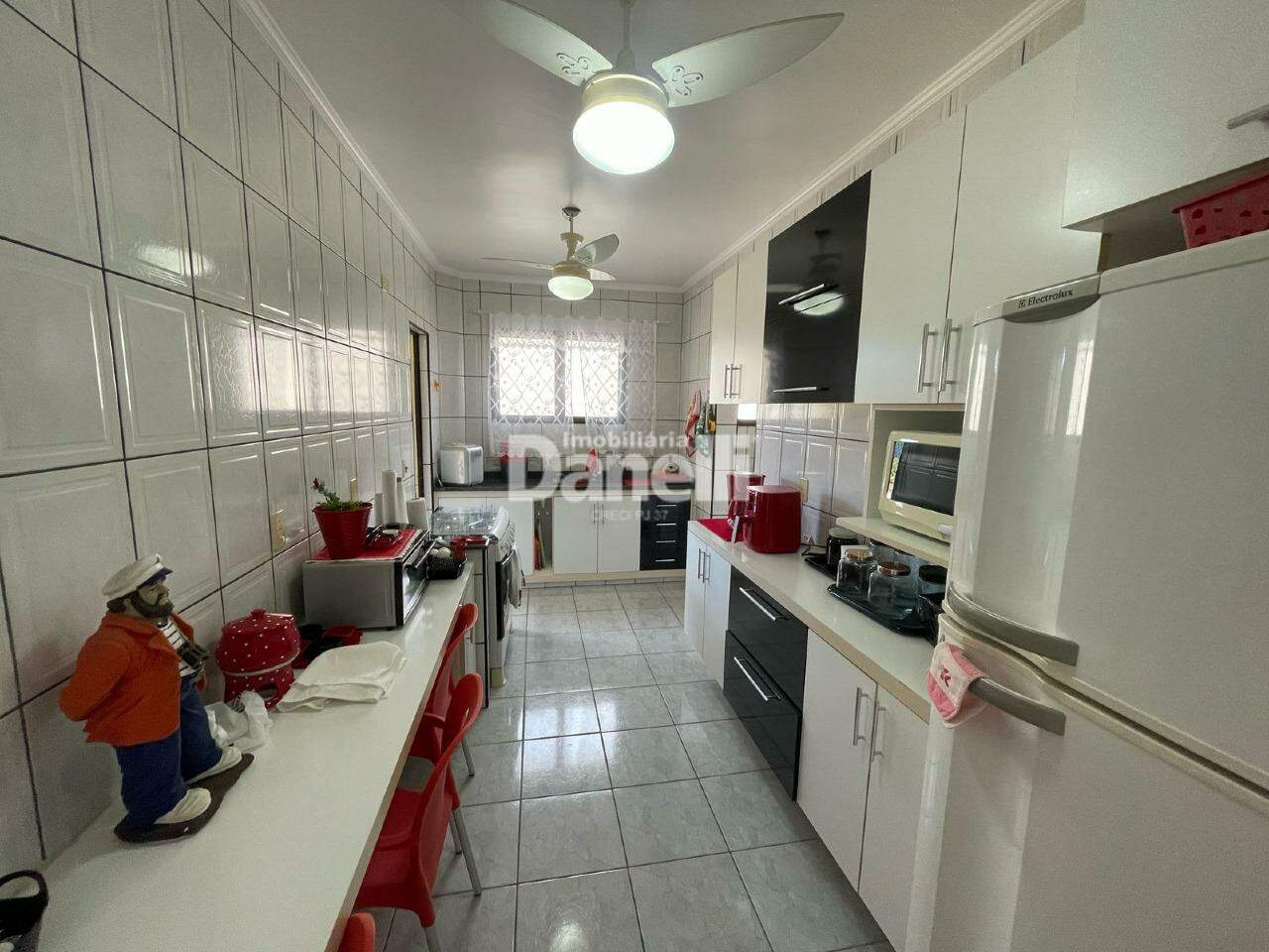 Apartamento à venda no Barra da Lagoa: 