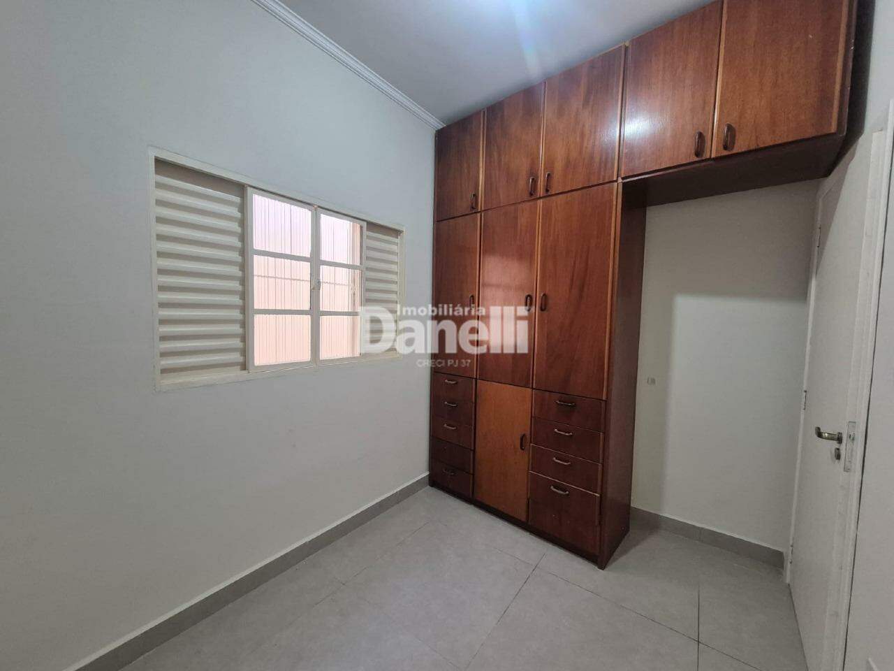 Casa à venda no Jardim Ana Rosa: 