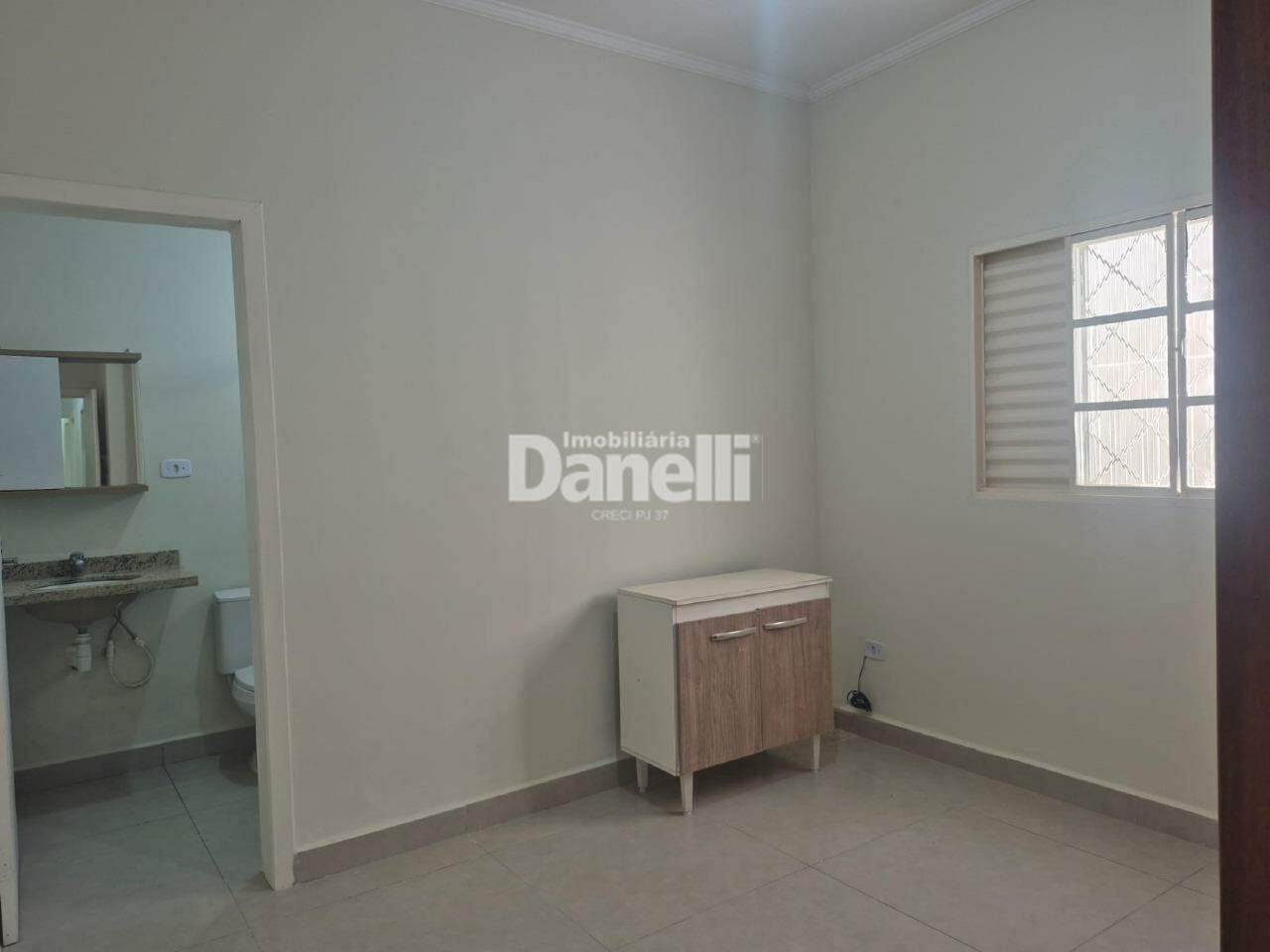 Casa à venda no Jardim Ana Rosa: 