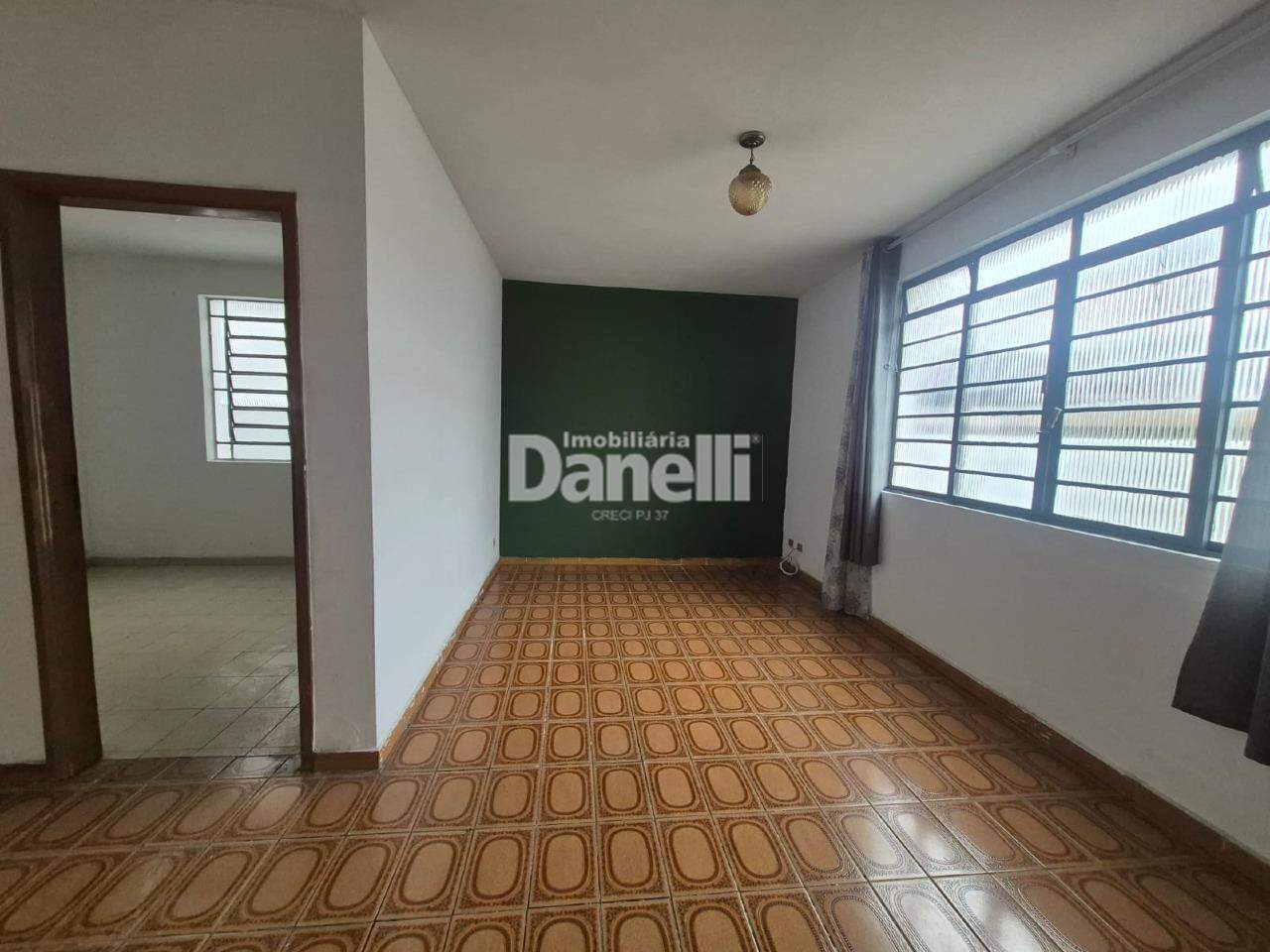 Casa à venda no Parque Santo Antônio: 