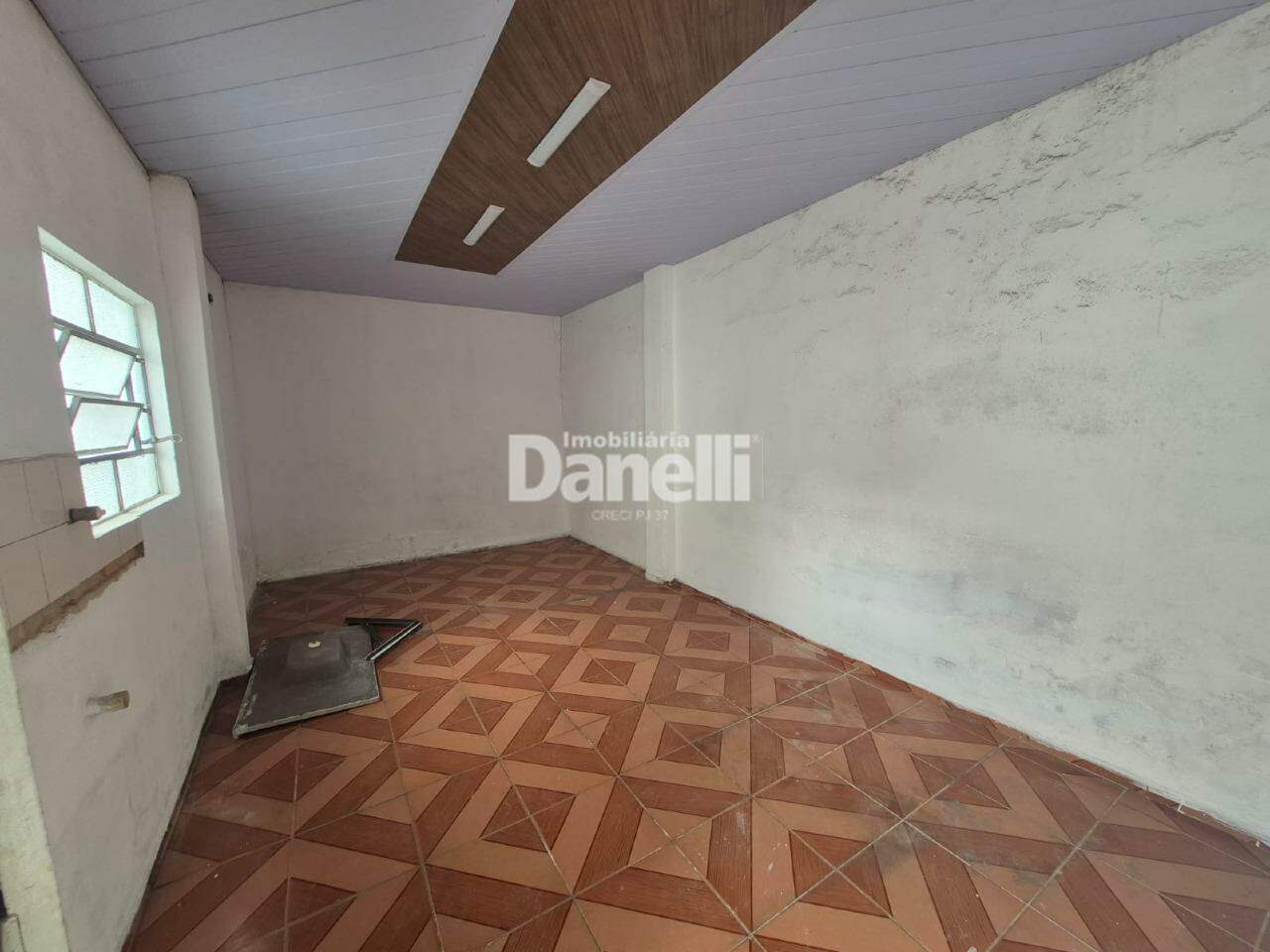 Casa à venda no Parque Santo Antônio: 