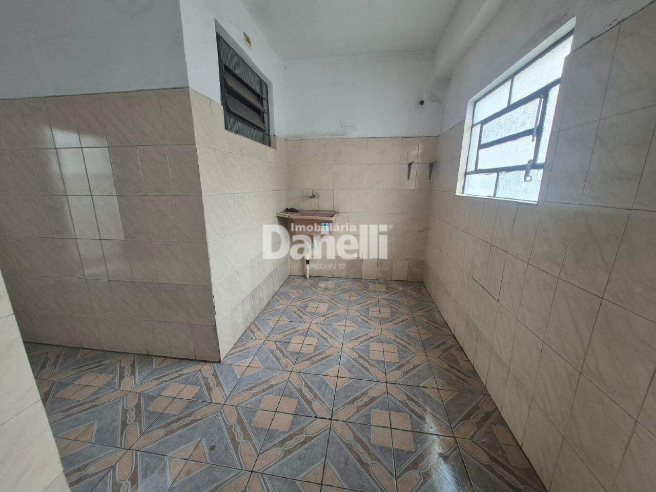 Casa à venda no Parque Santo Antônio: 