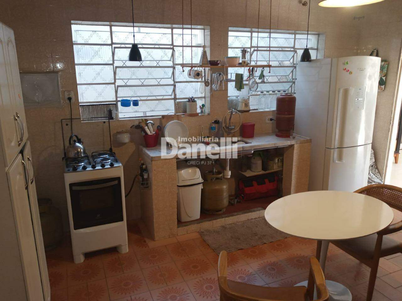 Casa para aluguel no Centro: 