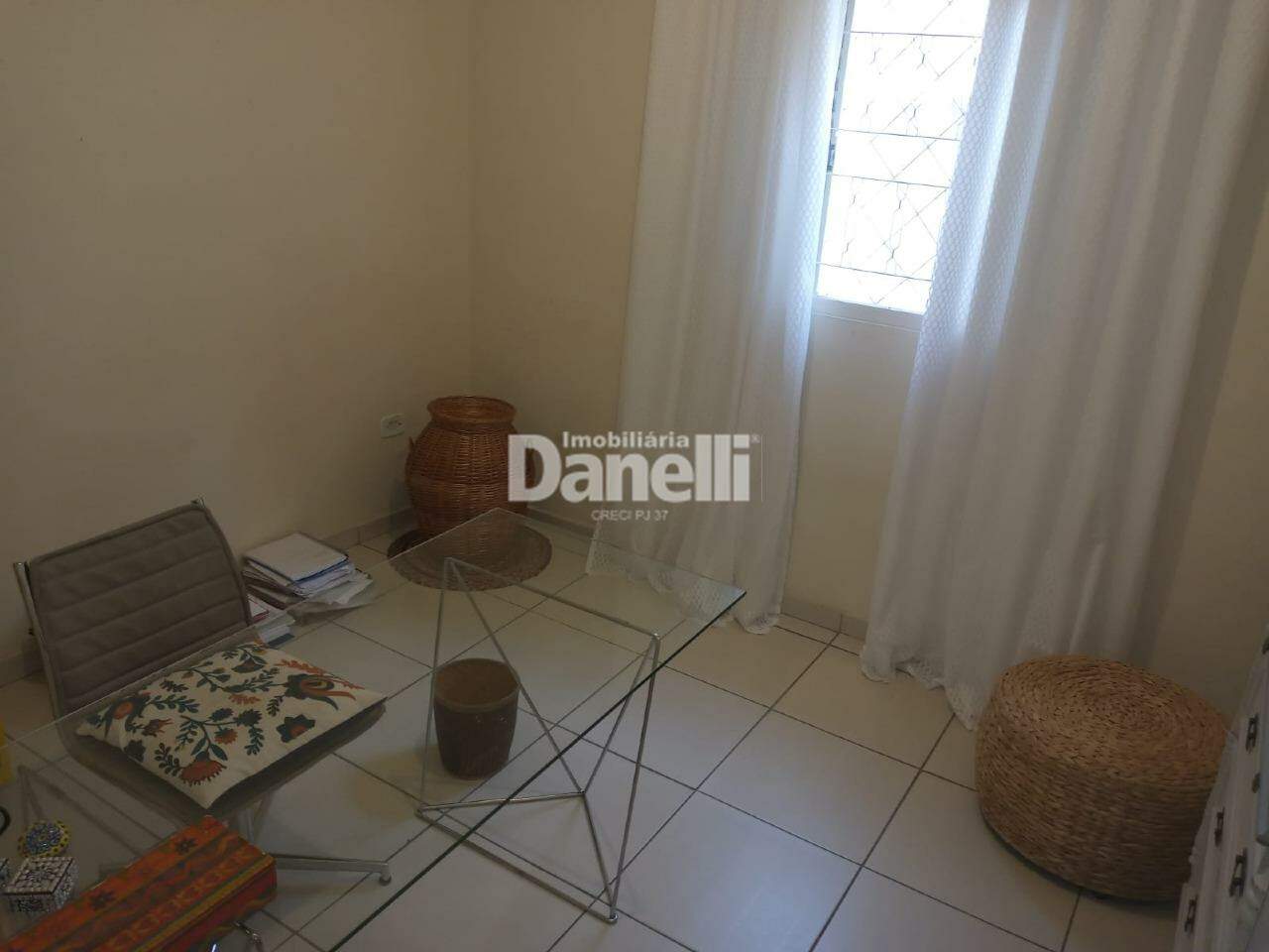 Casa para aluguel no Centro: 