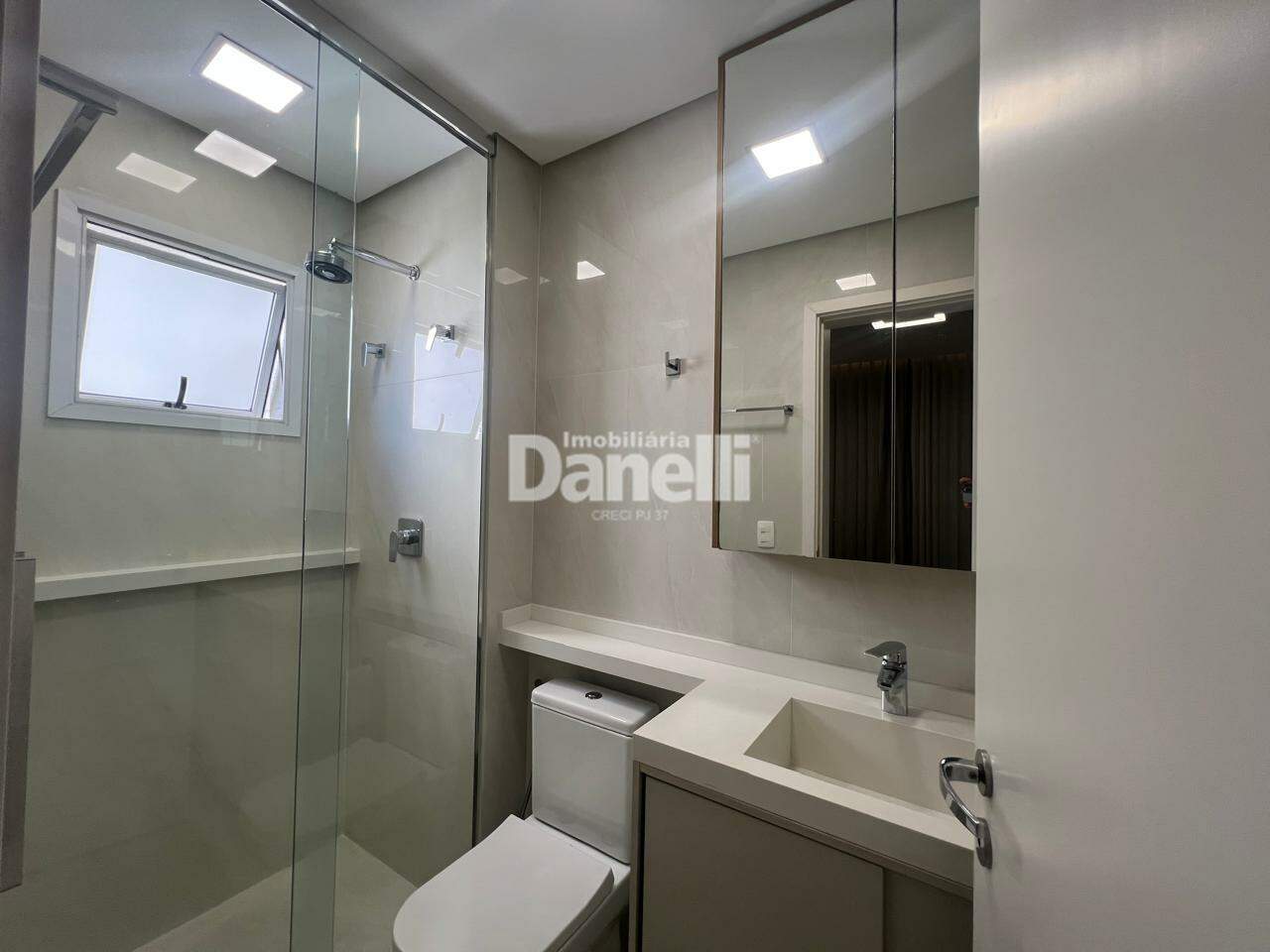 Apartamento à venda no Jardim das Nações: 