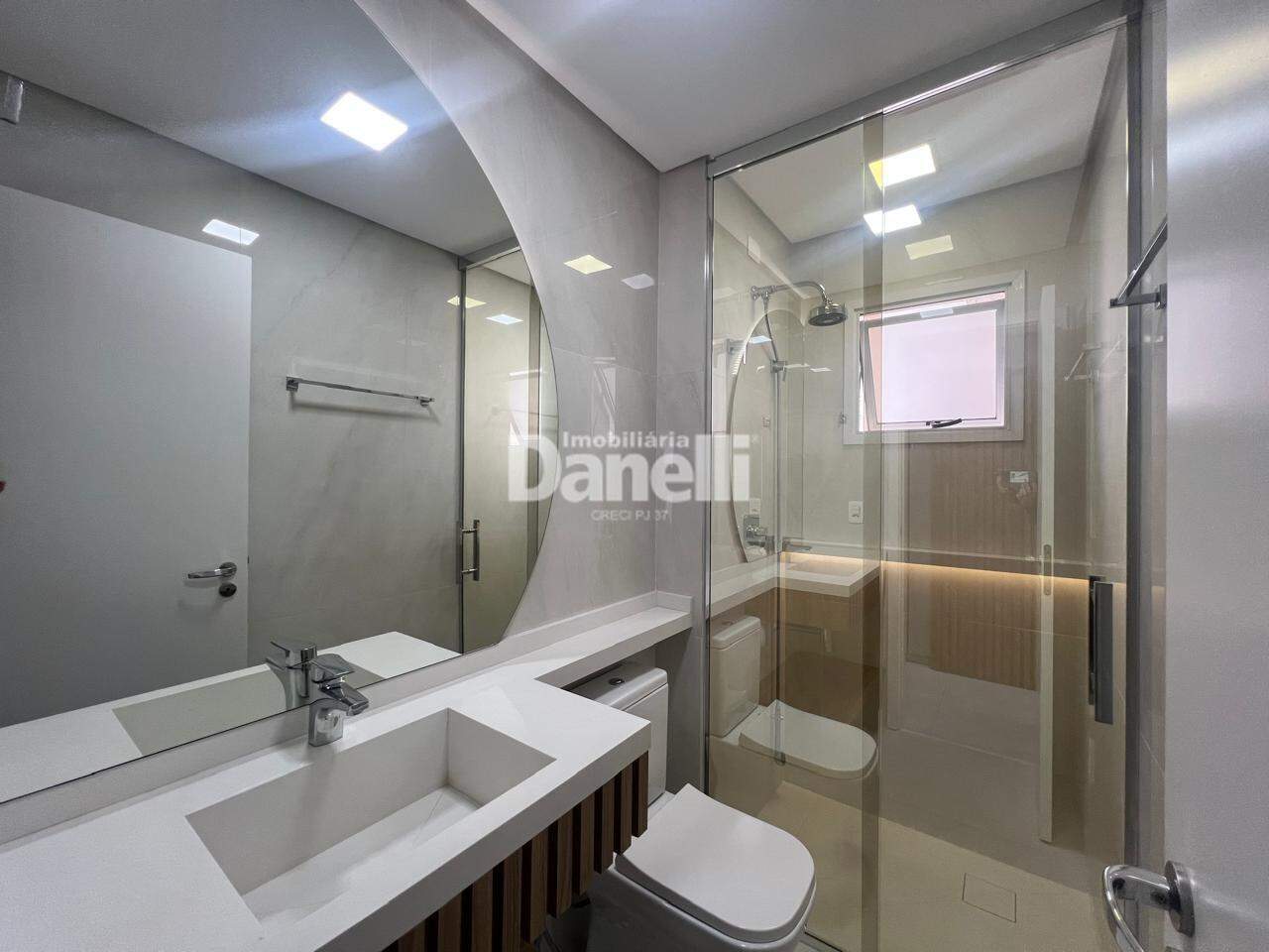 Apartamento à venda no Jardim das Nações: 