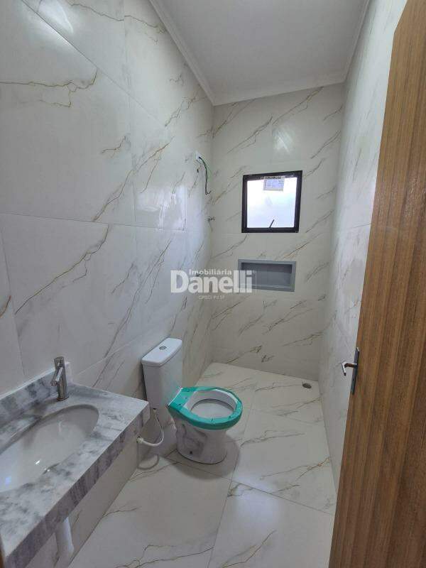 Casa à venda no Areao: 