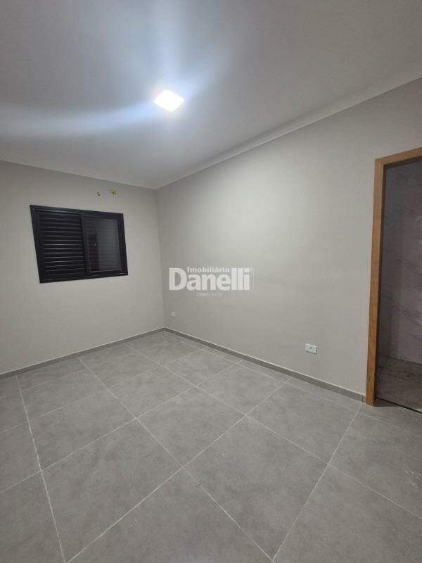 Casa à venda no Areao: 