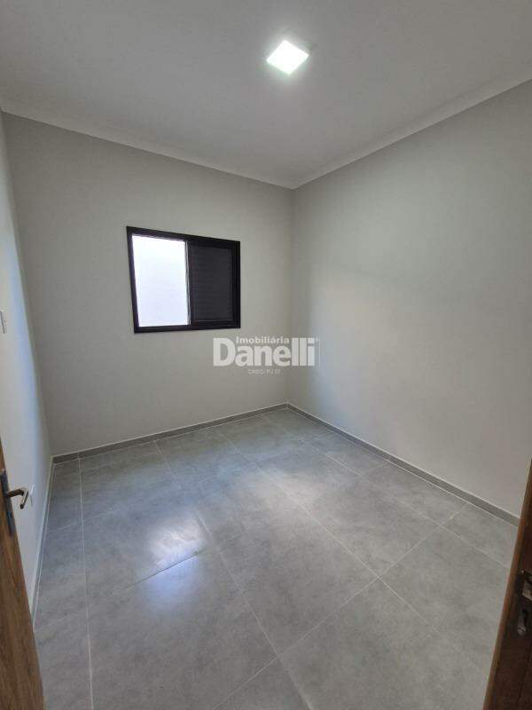 Casa à venda no Areao: 