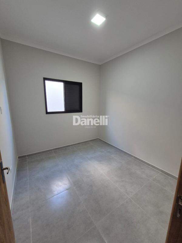 Casa à venda no Areao: 