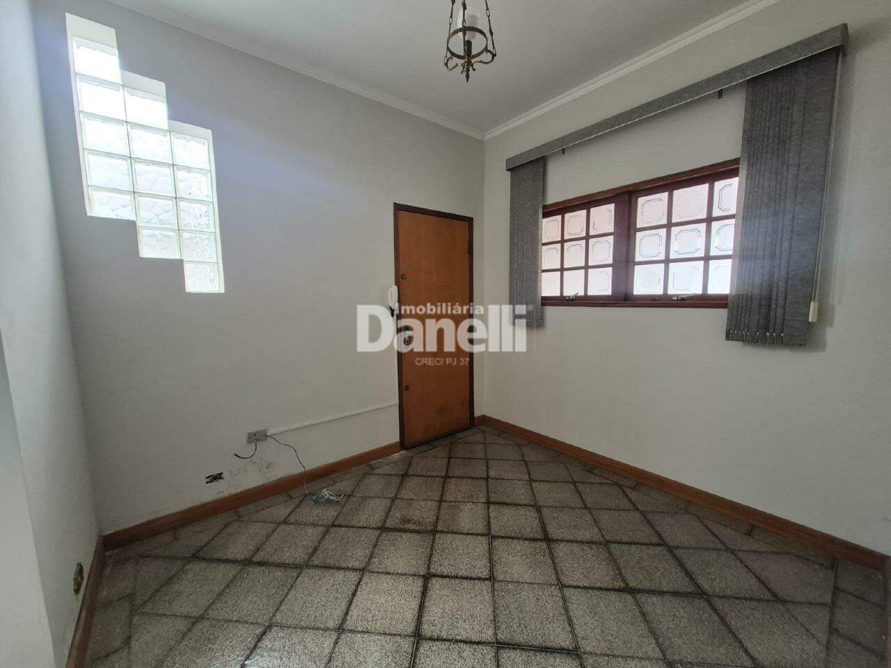 Casa à venda no Jardim das Nações: 