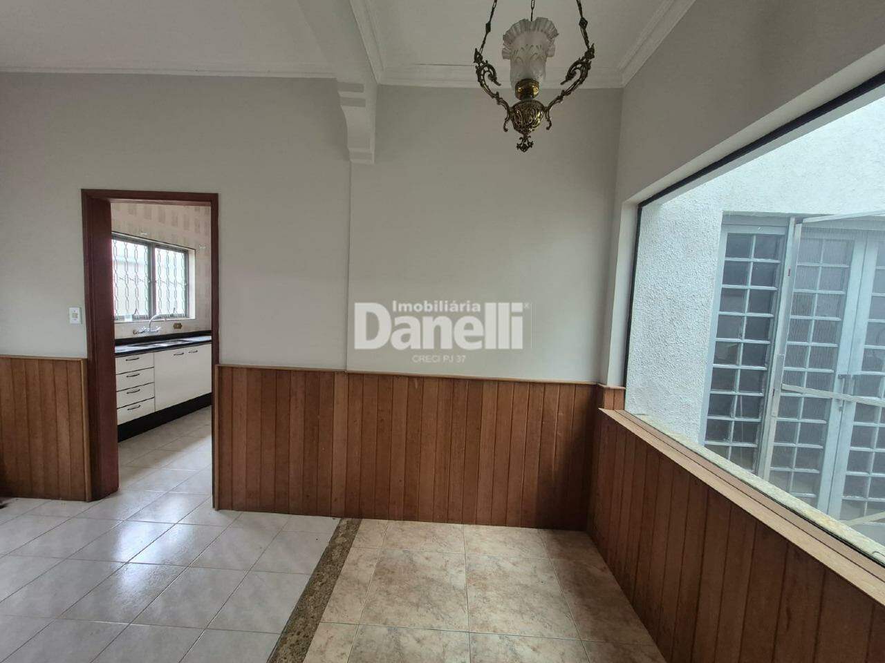 Casa à venda no Jardim das Nações: 