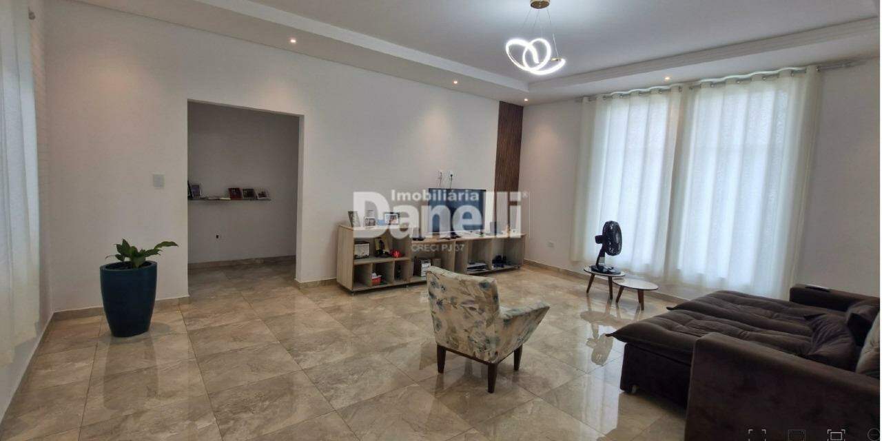Casa em Condomínio à venda no Morada dos Nobres: 