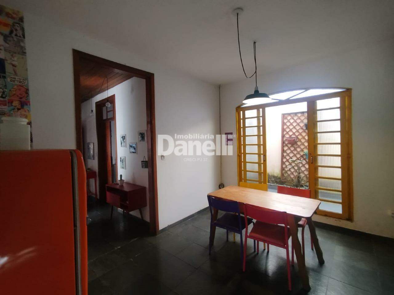 Casa para aluguel no Jardim das Nações: 