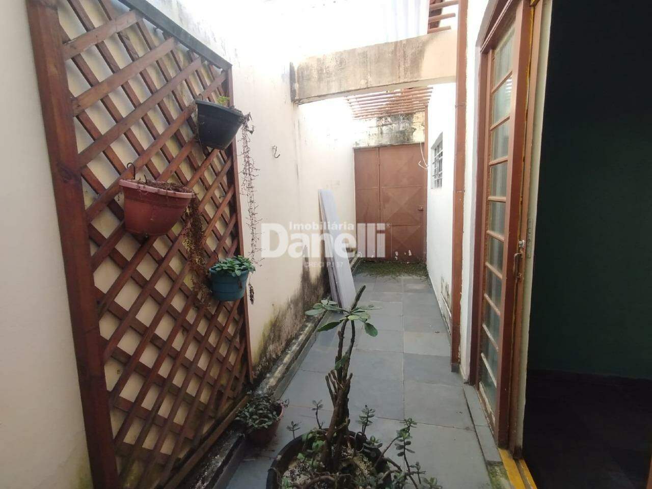 Casa para aluguel no Jardim das Nações: 