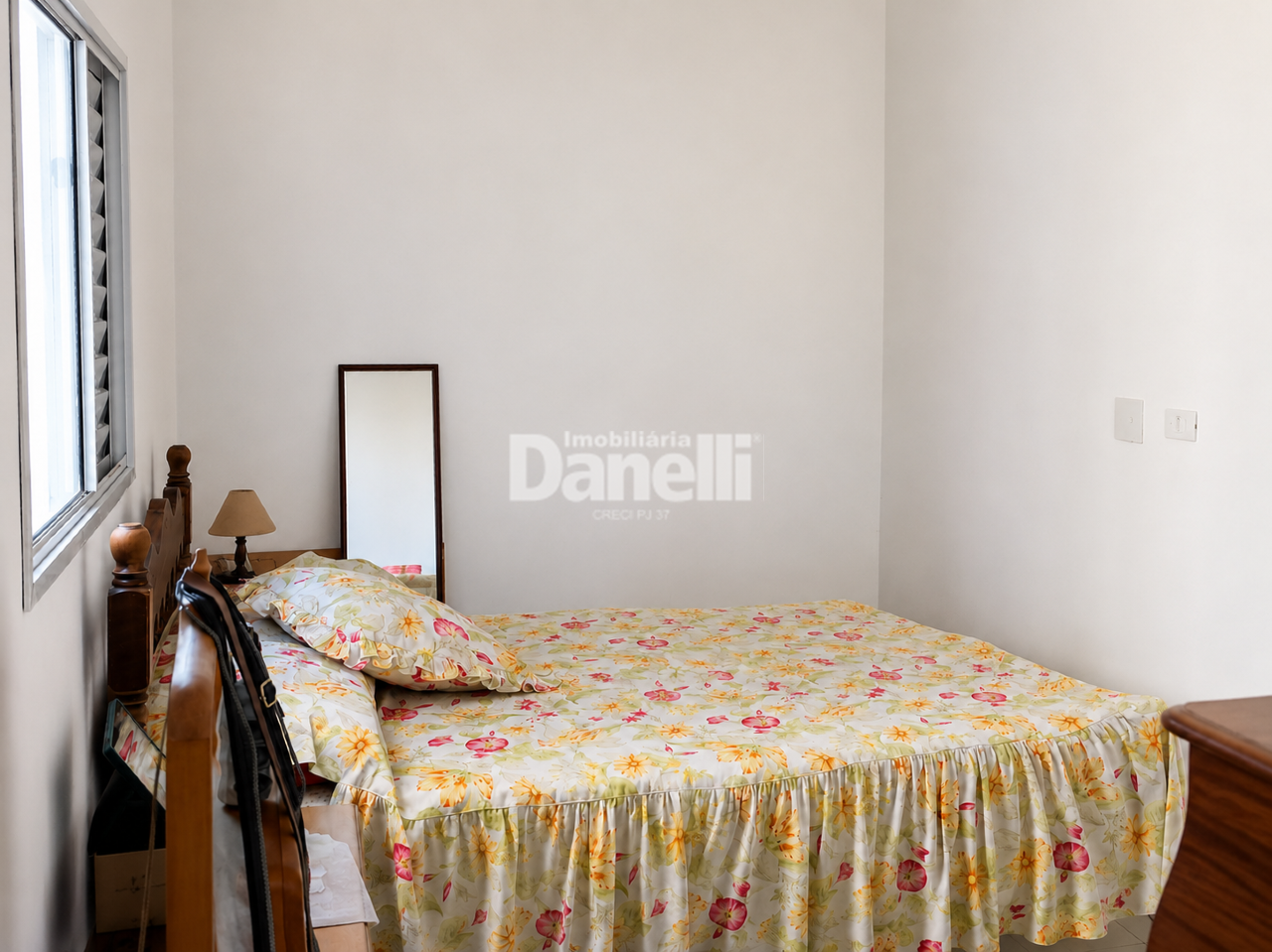 Apartamento à venda no Areao: Quarto Casal