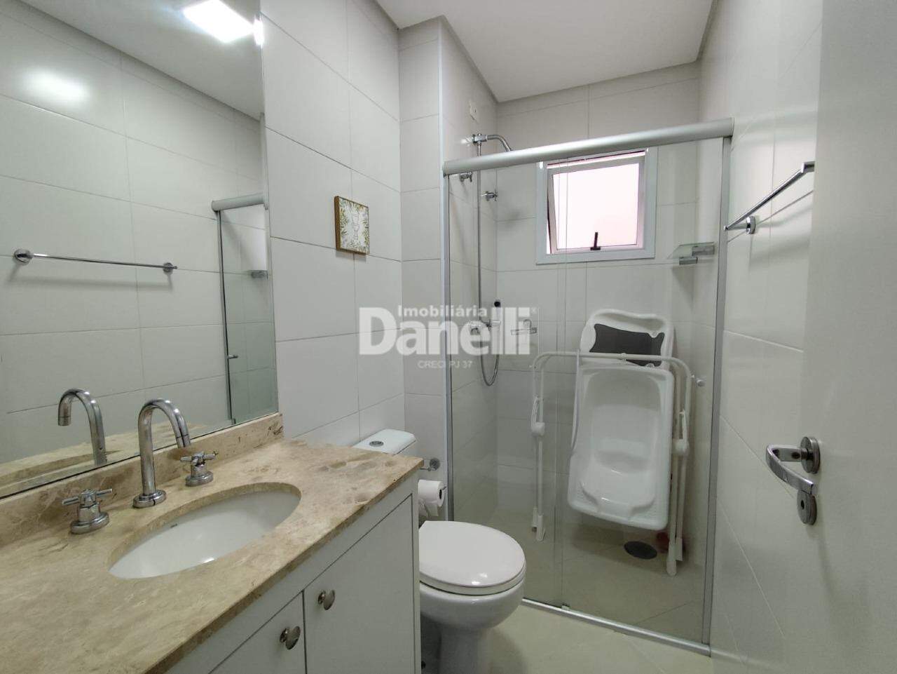 Apartamento para aluguel no Jardim das Nações: 