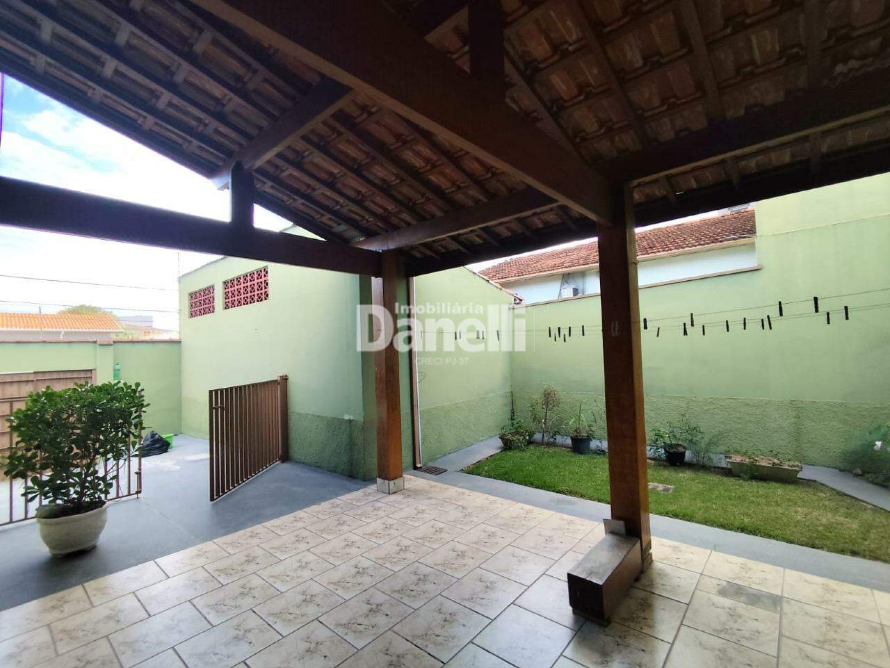 Casa para aluguel no Jardim das Nações: 