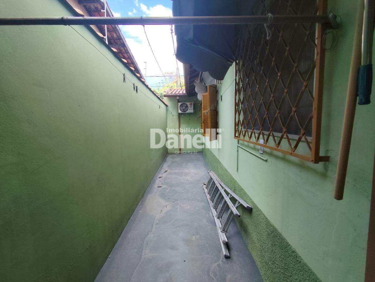 Casa para aluguel no Jardim das Nações: 
