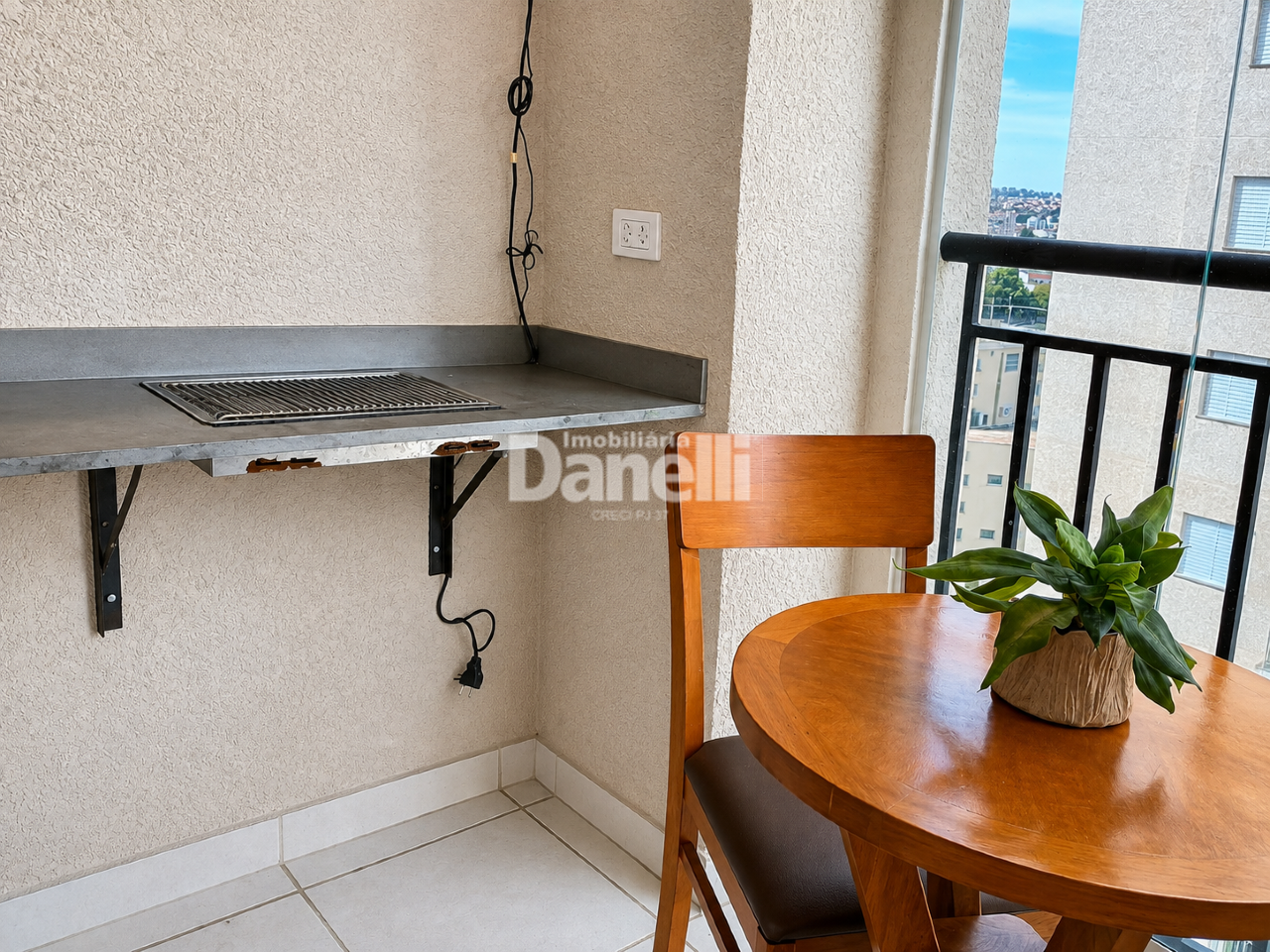 Apartamento à venda no Areao: Sacada