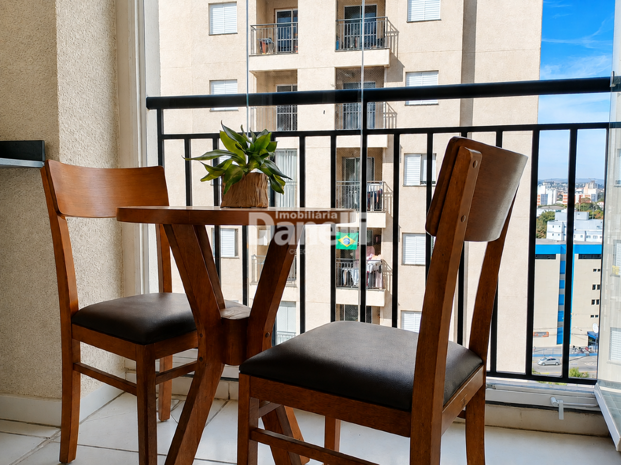 Apartamento à venda no Areao: Sacada