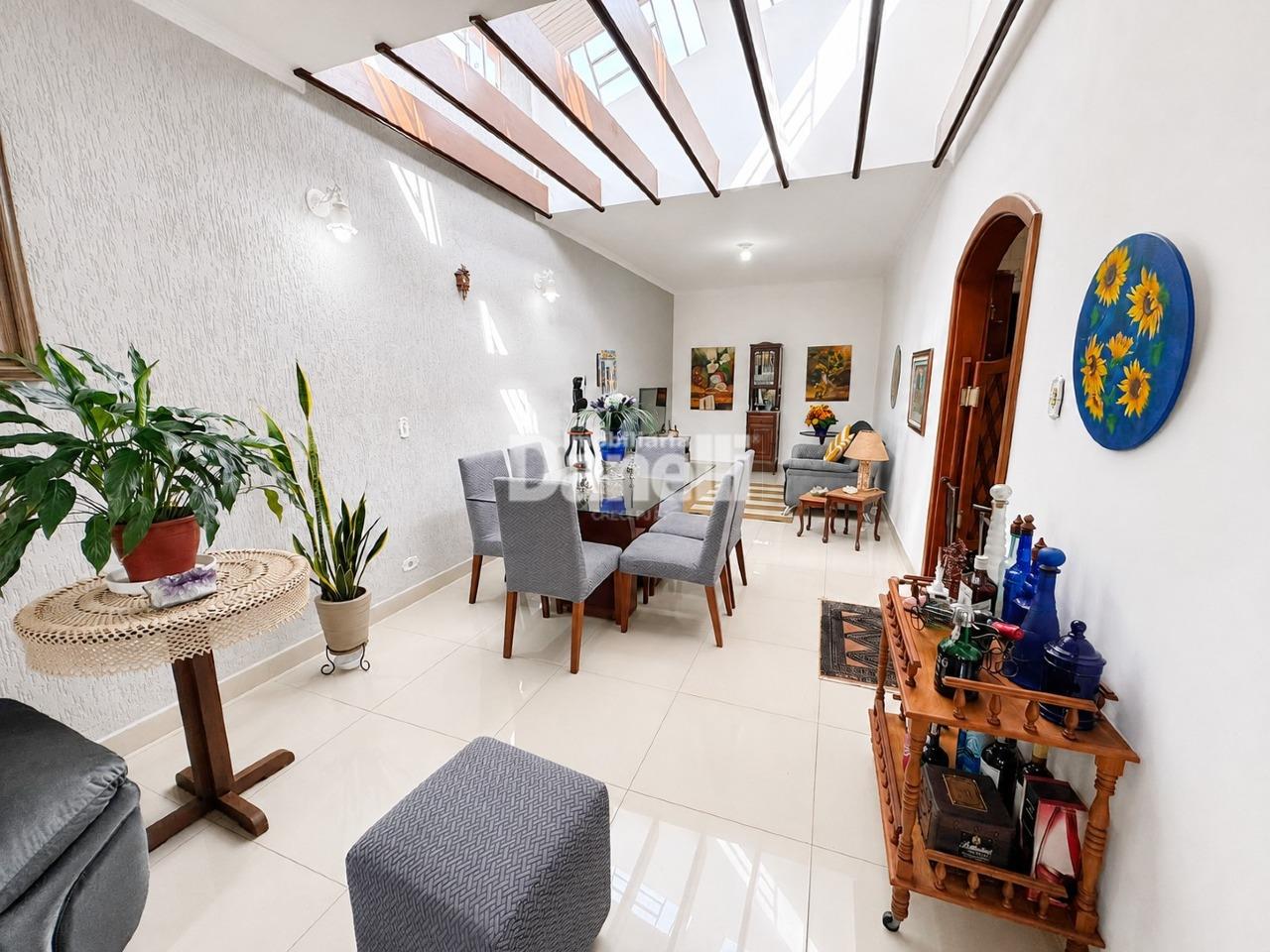 Casa à venda no Jardim Independência: 