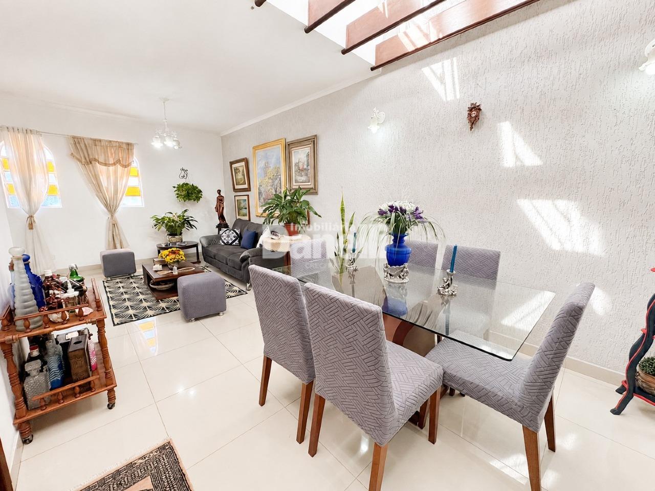 Casa à venda no Jardim Independência: 