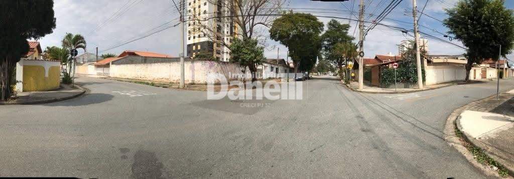 Lote à venda no Vila Jaboticabeira: 