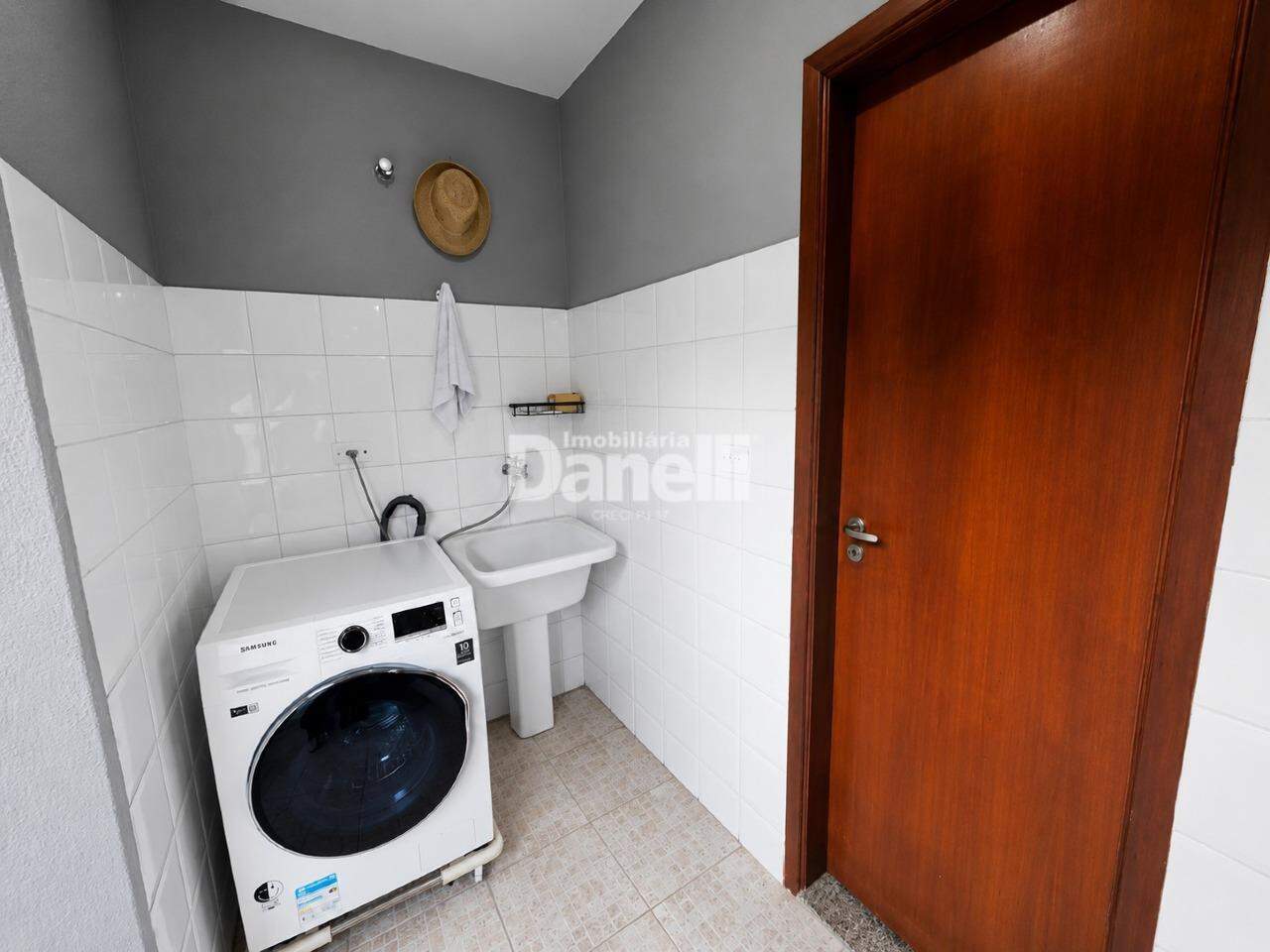 Casa em Condomínio à venda no Condomínio Village Taubaté: 