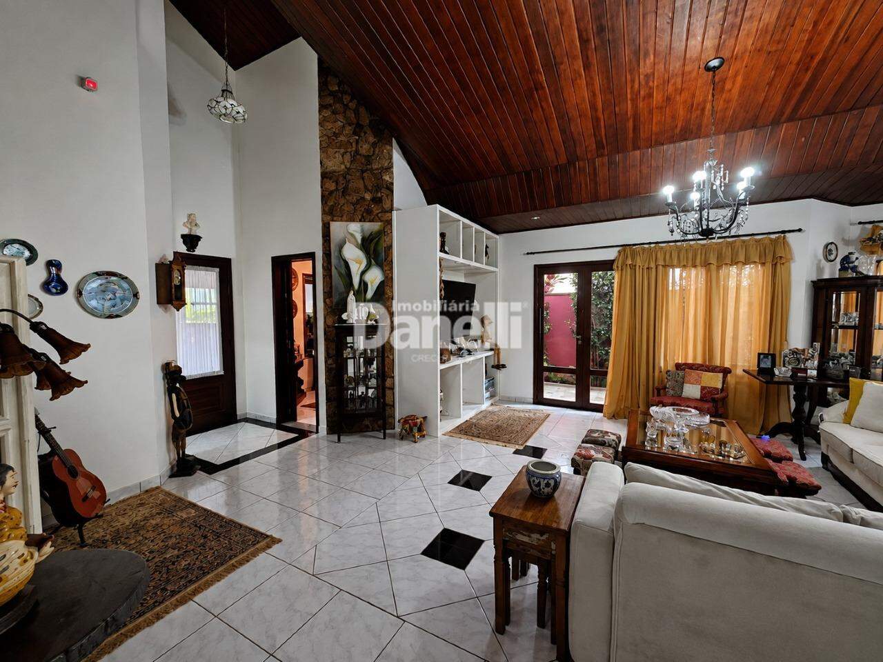 Casa em Condomínio à venda no Condomínio Village Taubaté: 