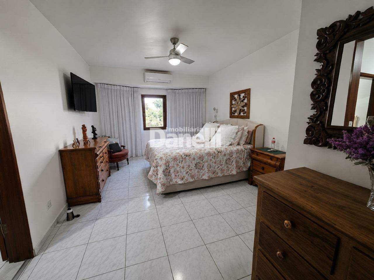 Casa em Condomínio à venda no Condomínio Village Taubaté: 