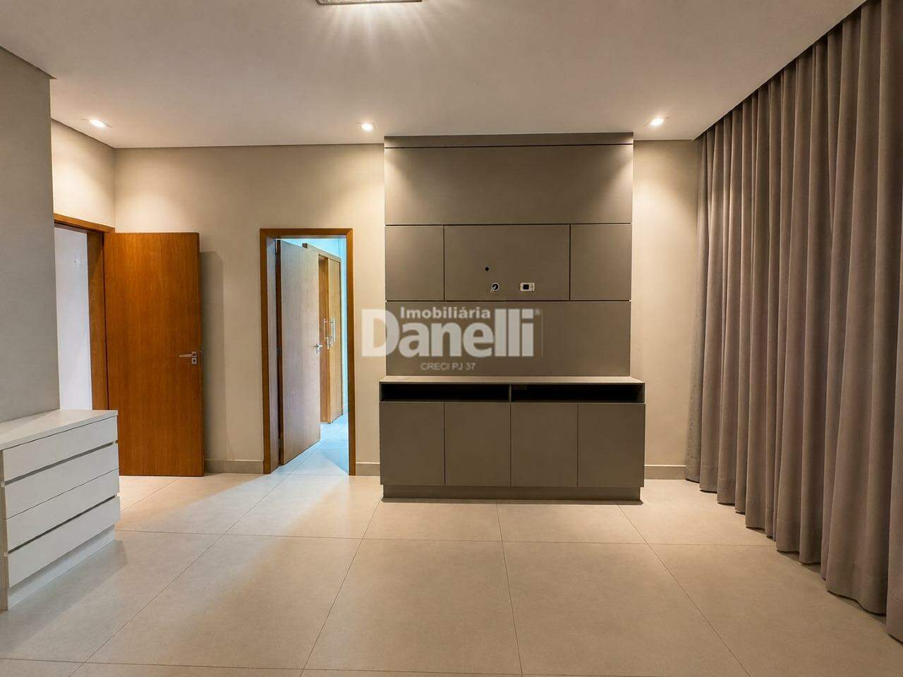 Casa em Condomínio à venda no Condomínio San Marco: Suíte Master