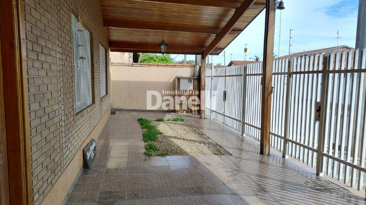 Casa à venda no Loteamento Parque das Fontes: 