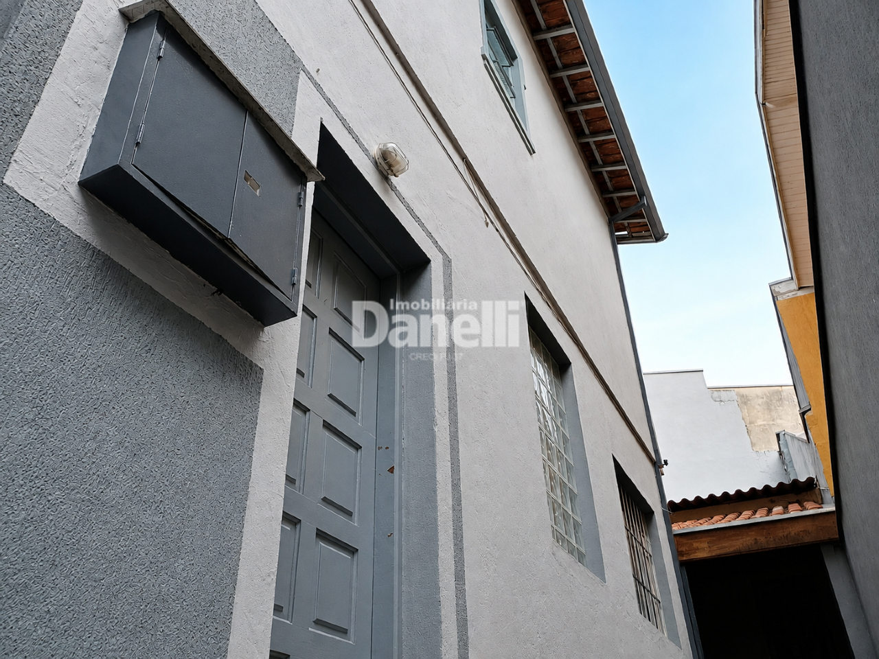 Sobrado à venda no Centro: Entrada Sala