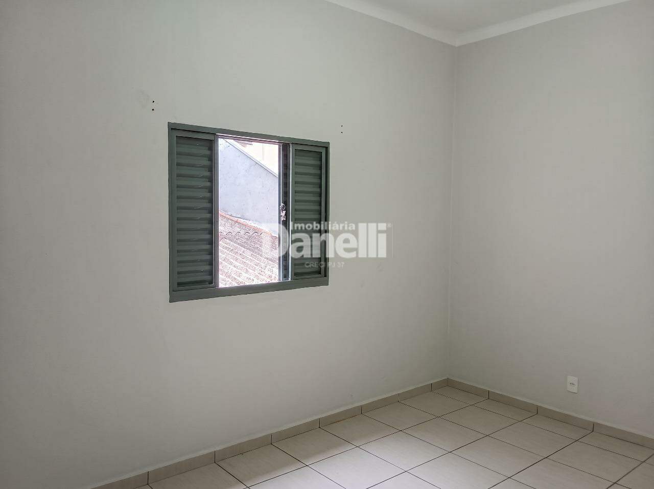 Sobrado à venda no Centro: Quarto Fundos