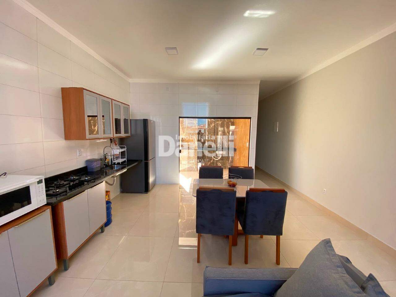 Casa à venda no Jardim do Lago I: Sala e Cozinha Integrada