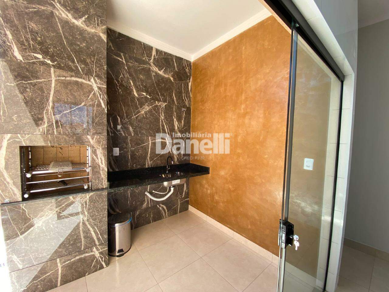 Casa à venda no Jardim do Lago I: Área Gourmet