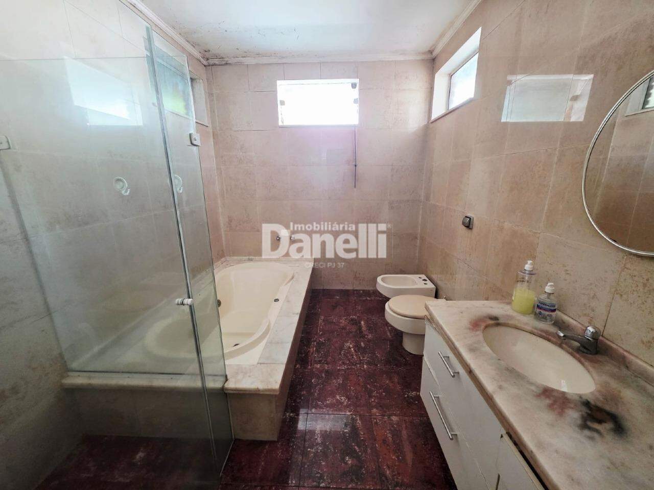 Casa em Condomínio à venda no Condomínio Village Taubaté: 
