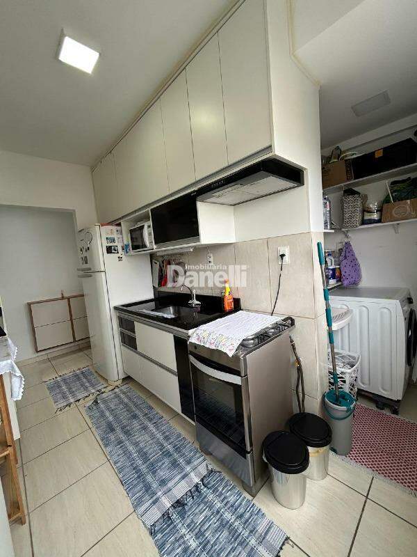 Apartamento à venda no Chácara São Manoel: 