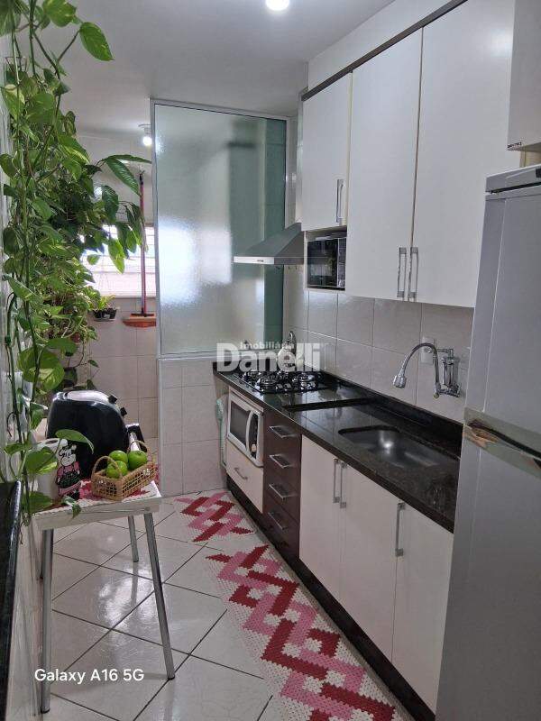 Apartamento à venda no Areao: 